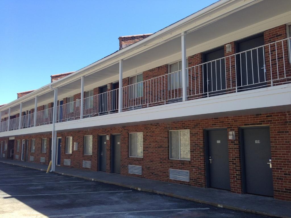 Days Inn By Wyndham Liberty/Ne Kansas City Exterior photo